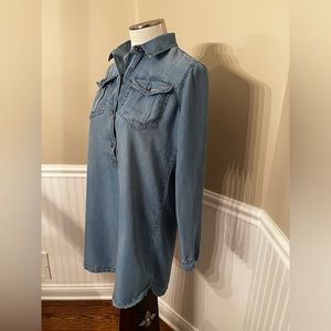 Abercrombie and Fitch Jean Dress/Tunic with Rounded Bottom Size M